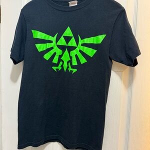 Nintendo Legend of Zelda Triforce graphic Heavy Cotton T-Shirt size S